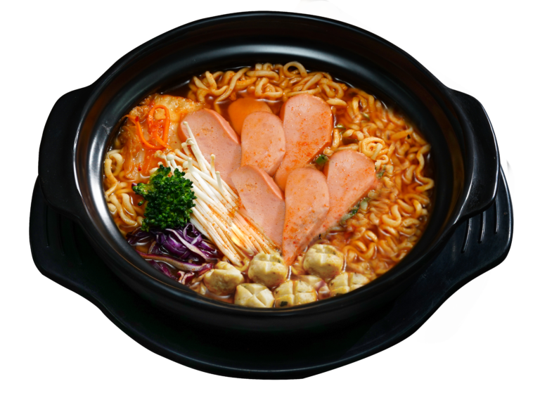 Mì kim chi xúc xích trứng / xúc xích cá viên